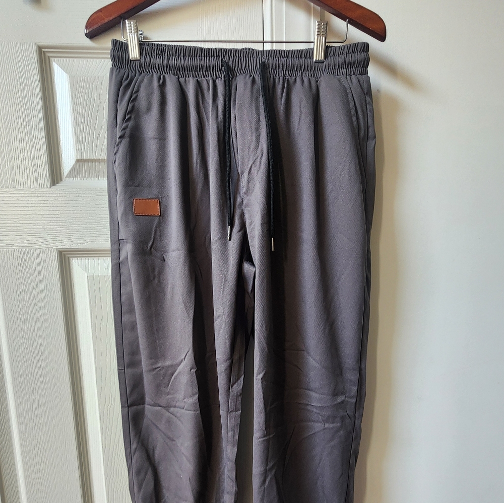 MEN'S JOGGERS - Picture 1 of 3